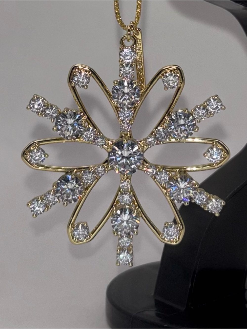 Kendra Scott Crystal Snowflake Flower Christmas Ornament Gold Tone NWT